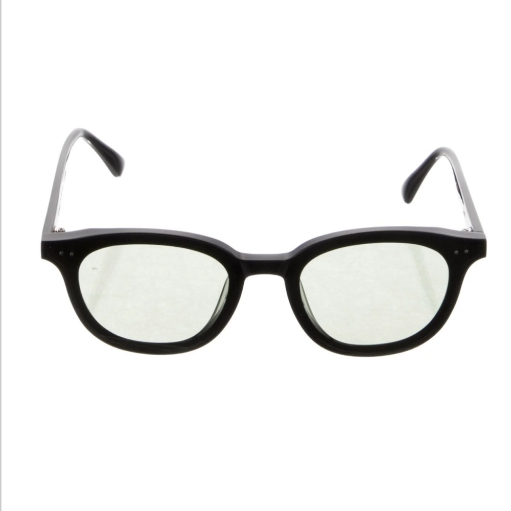 Gentle Monster NWOT Lang Black frame sunglasses
Women’s/Men’s